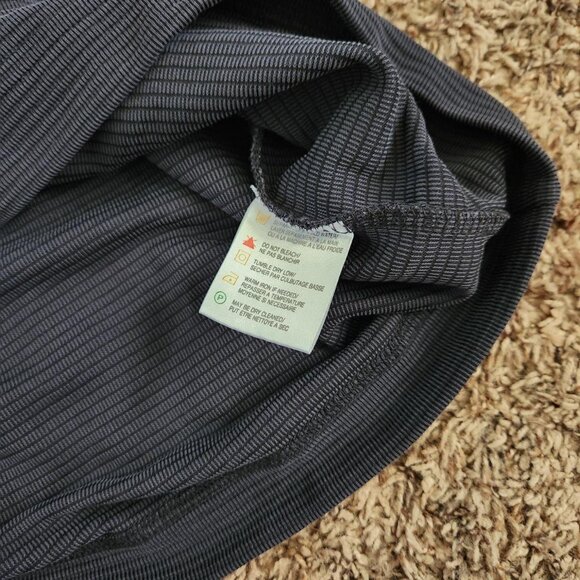 Axis Blank Textured T-Shirt Striped Dark Grey MEDIUM Minimalist Essentials - Picture 6 of 6